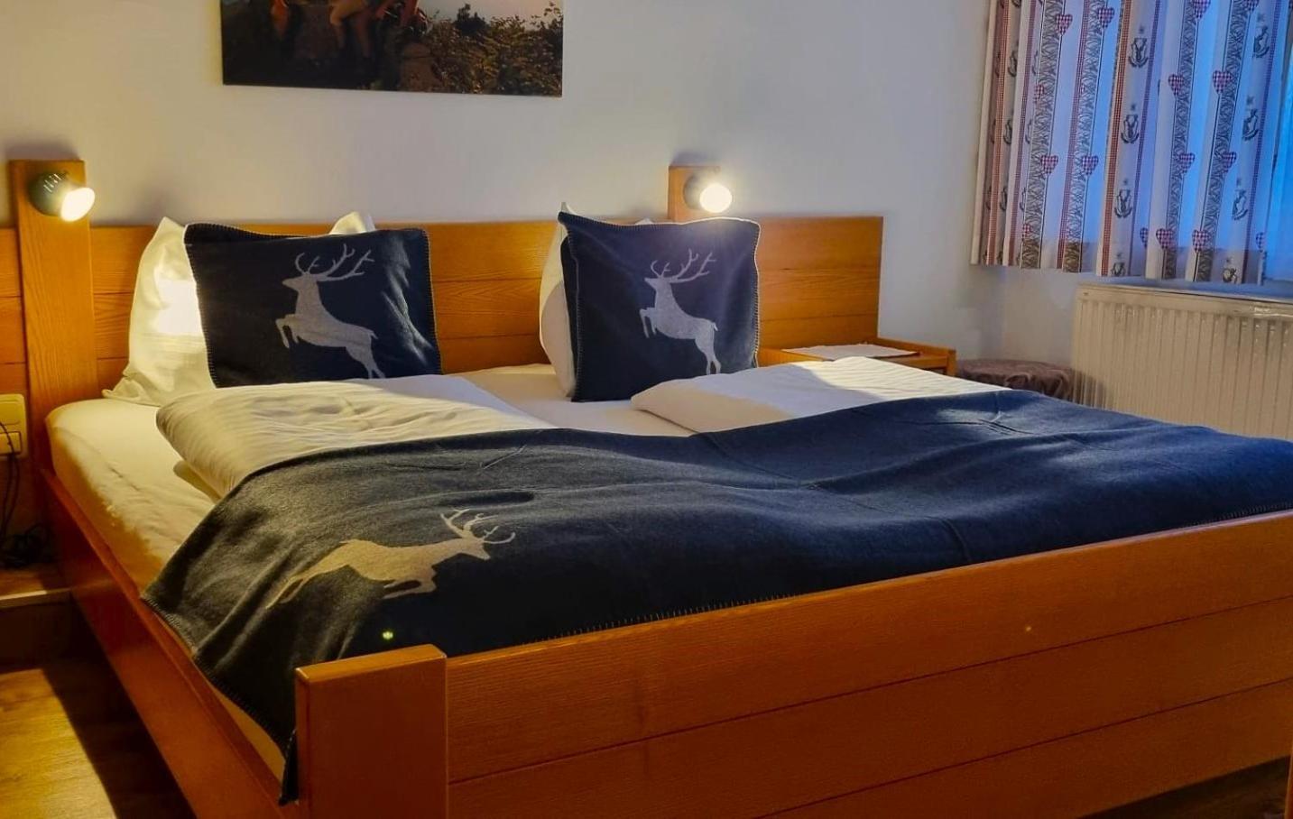 Hotel Baumgartnerhof Finkenstein am Faaker See Kültér fotó
